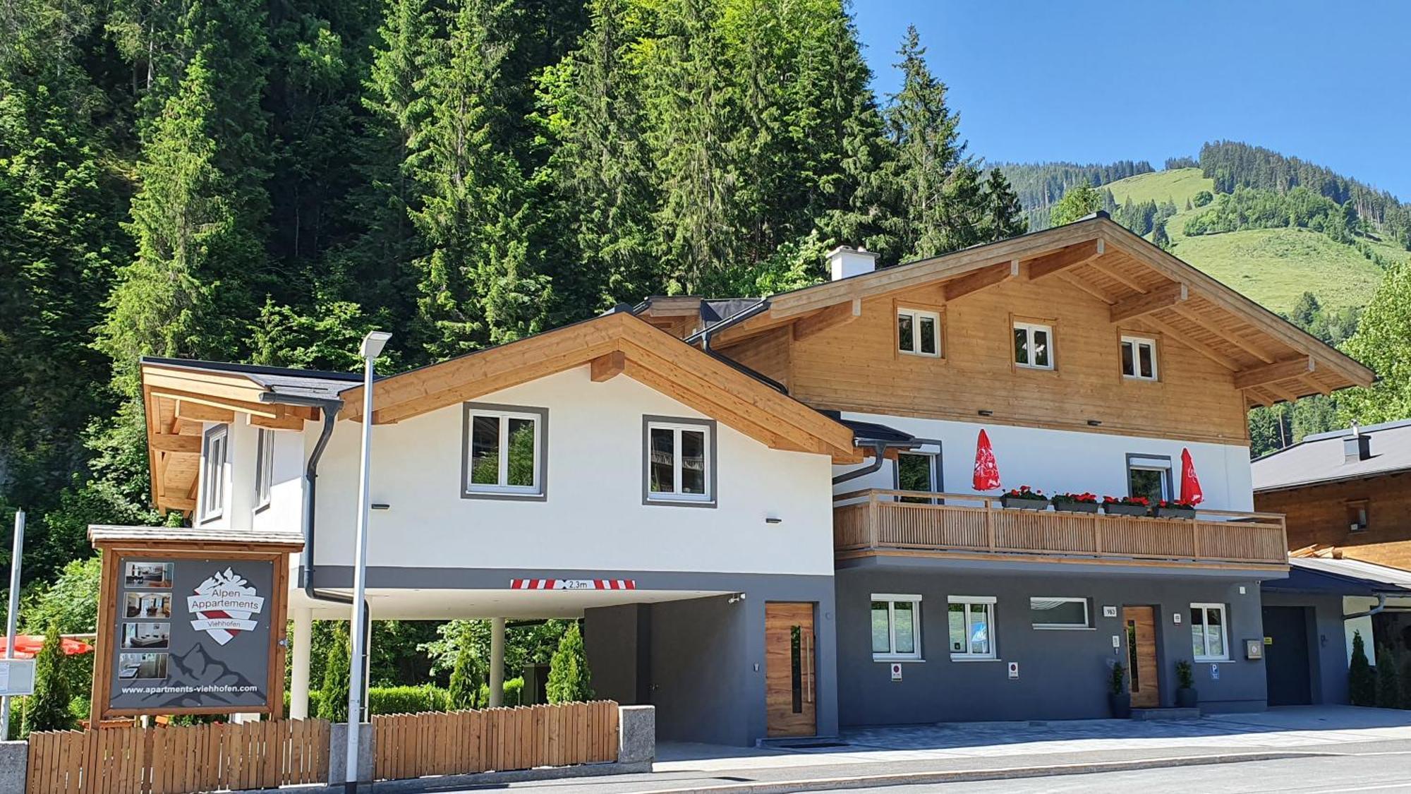 Alpen Appartements Viehhofen - Incl Sommercard Zell Am See フィーホーフェン エクステリア 写真